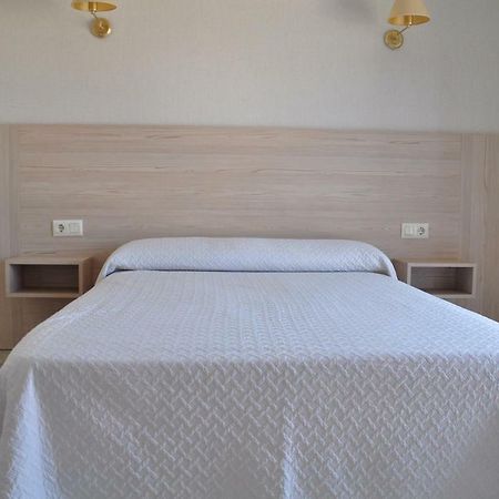 Meaño Hotel Casa Portuguesa מראה חיצוני תמונה