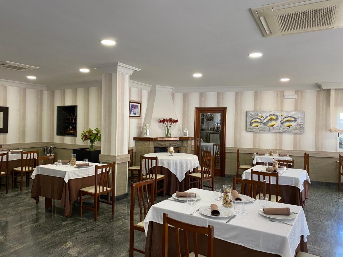 Meaño Hotel Casa Portuguesa מראה חיצוני תמונה