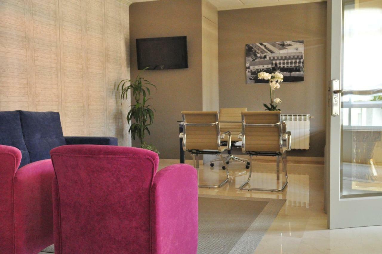 Meaño Hotel Casa Portuguesa מראה חיצוני תמונה